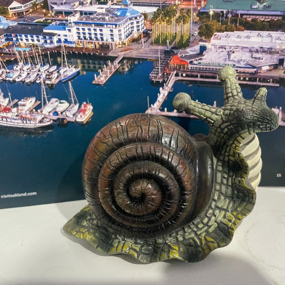 Yardworks Originals Snail figurine